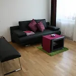 Govienna Modern Apartment